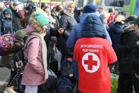 Беженцы на улице во Львове