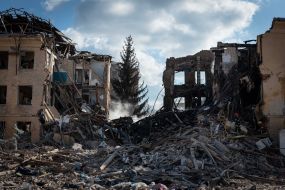 Последствия обстрела общежития возле Житомира