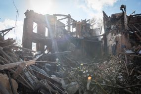 Последствия обстрела общежития возле Житомира