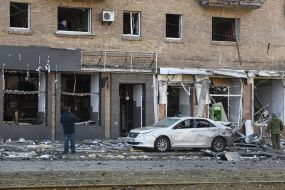 Consequences of falling rocket fragments in Kyiv