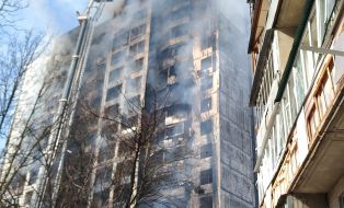 In Kyiv, an artillery shell hit a high-rise building in Svyatoshin district