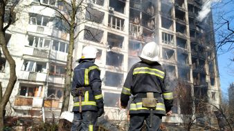 In Kyiv, an artillery shell hit a high-rise building in Svyatoshin district