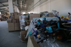 Warehouse for volunteer help