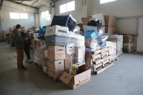 Warehouse for volunteer help