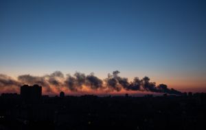 Світанок у передмісті Києва