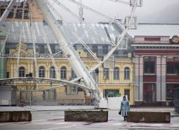 Ferris wheel on Kontraktova Square in Kyiv