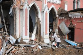 The regional library for youth was destroyed