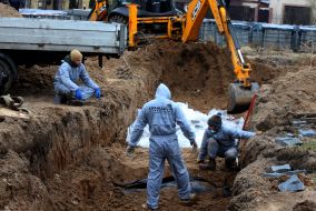 Exhumation of bodies from the mass grave in Bucha