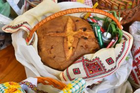 Великодня літургія  у Санктуарії Бога Отця Милосердного в Запоріжжі