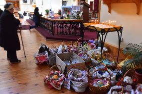 Великодня літургія  у Санктуарії Бога Отця Милосердного в Запоріжжі