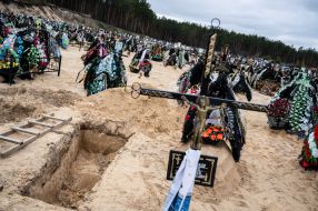 Cemetery with hundreds of fresh graves in Irpіn