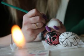 Благотворительный мастер-класс по росписи писанок