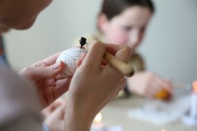 Благотворительный мастер-класс по росписи писанок