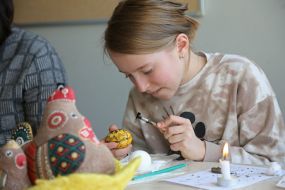 Благотворительный мастер-класс по росписи писанок