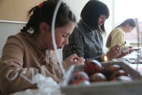 Благотворительный мастер-класс по росписи писанок