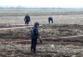 Проведення робіт з розмінування місцевості в Київській області