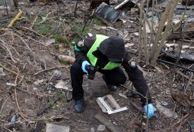 Слідчий збирає докази скоєних злочинів російських окупантів в селі Бервиця