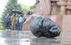 The head of a Russian worker