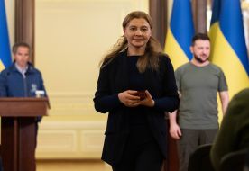 Volodymyr Zelenskyi awards employees of Chornobyl NPP