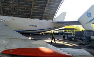 Destroyed by the Russian occupiers the world's largest aircraft AN-225 Dream in the hangar at the airport in Gostomel