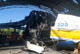 Destroyed by the Russian occupiers the world's largest aircraft AN-225 Dream in the hangar at the airport in Gostomel