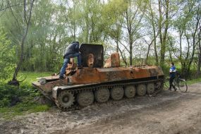 Remains of military equipment of the Russian occupiers in the village of Sloboda