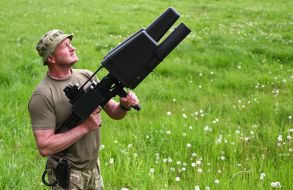 Presentation of anti-drone rifle