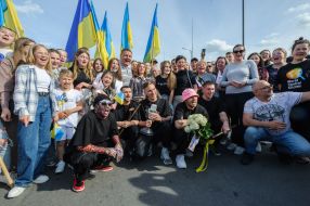 Українці зустрічають гурт "Kalush Orchestra"