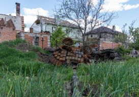 A tank of the Russian occupiers was blown up on one of the streets of the village of Mala Rohan
