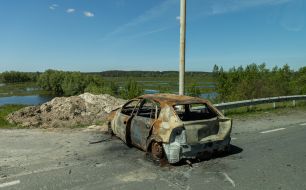 Burnt car in Chernihiv