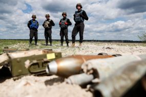 Sappers detonate unexploded ordnance in Borodyanka