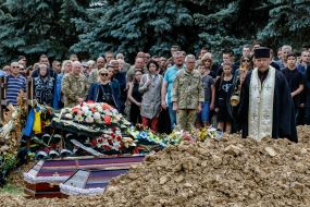 Церемонія прощання з загиблими воїнами Сергієм Готрою та Денисом Кофелем