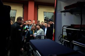 Catherine Colonna, Denis Monastyrsky