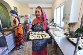 Servants and parishioners of the Zaporozhye Hare Krishna Church prepare food for people according to ancient recipes and technologies