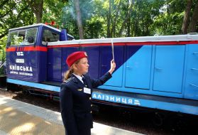 Kyiv Children's Railway resumes train and passenger traffic in Syretsky Park in Kyiv