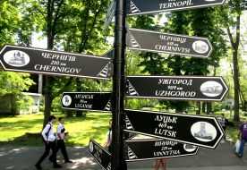 Kyiv Children's Railway resumes train and passenger traffic in Syretsky Park in Kyiv