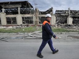 The building of the Darnytsia Car Repair Plant in Kyiv was damaged as a result of a missile strike by the Russian occupiers