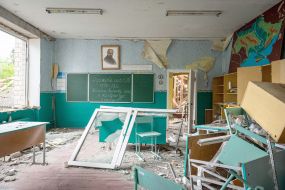 The school in the village of Kukhari was destroyed as a result of airstrikes by the Russian occupiers