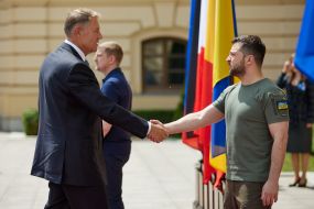 Volodymyr Zelenskyy and Klaus Johannis