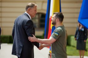 Volodymyr Zelenskyy and Klaus Johannis