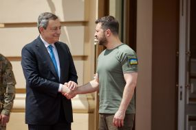 Volodymyr Zelenskyy and Mario Draghi