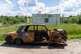 Сгоревший автомобиль