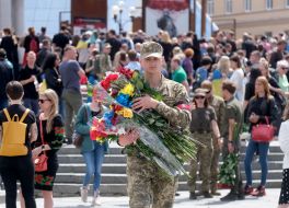 Церемонія прощання з Романом Ратушним