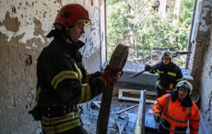 Consequences of the shelling of a college in Kharkov