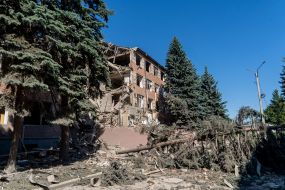 Consequences of the shelling of a college in Kharkov