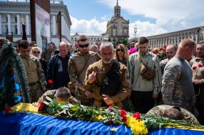 Прощание с командиром батальона "Карпатська січ" Олегом Куциным в Киеве