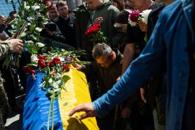 Прощание с командиром батальона "Карпатська січ" Олегом Куциным в Киеве