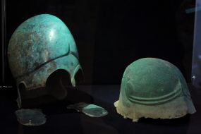 Ancient helmets (6-4 centuries BC)
