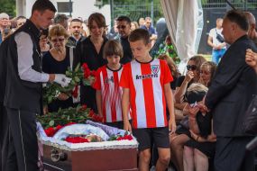 Farewell to the coach of FC "Athletic" Oleksandr Shyshkov, who died in Sergiyivka from a Russian missile strike