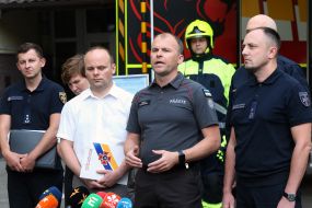 Kuno Tammearu and Sergey Kruk